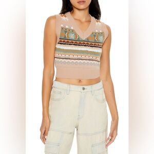 FOREVER 21 Geo Print Cropped Sweater Vest